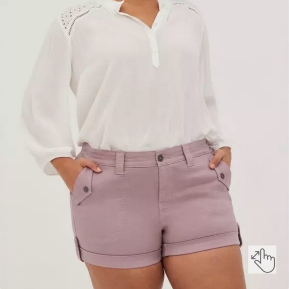 NWT Torrid Elderberry Midrise Stretch Twill Cargo Shorts Size 18 Plus